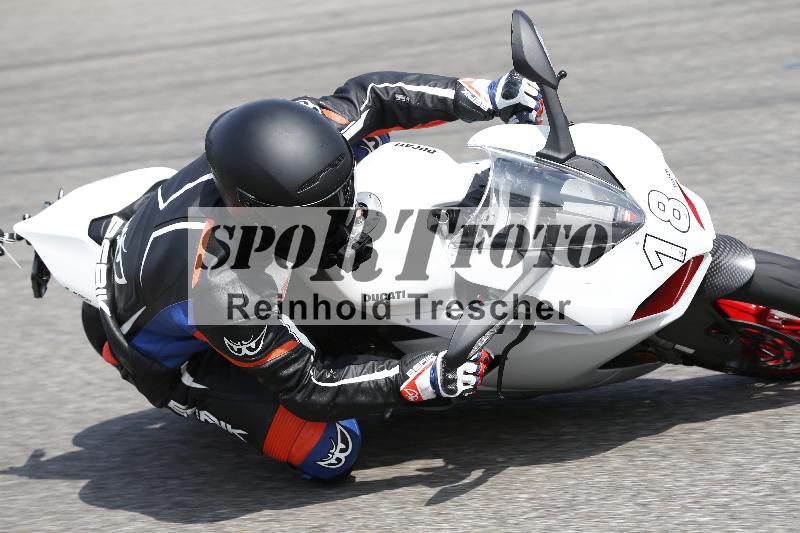 /27 12.06.2025 Ducati Schweiz Trackday Warmup  ADR/blau-bleu/18
